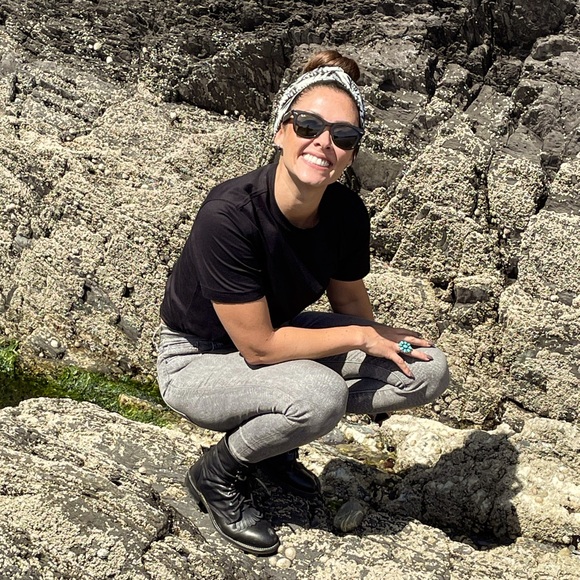 Meet your Posher, Sarah - Picture 1 of 1